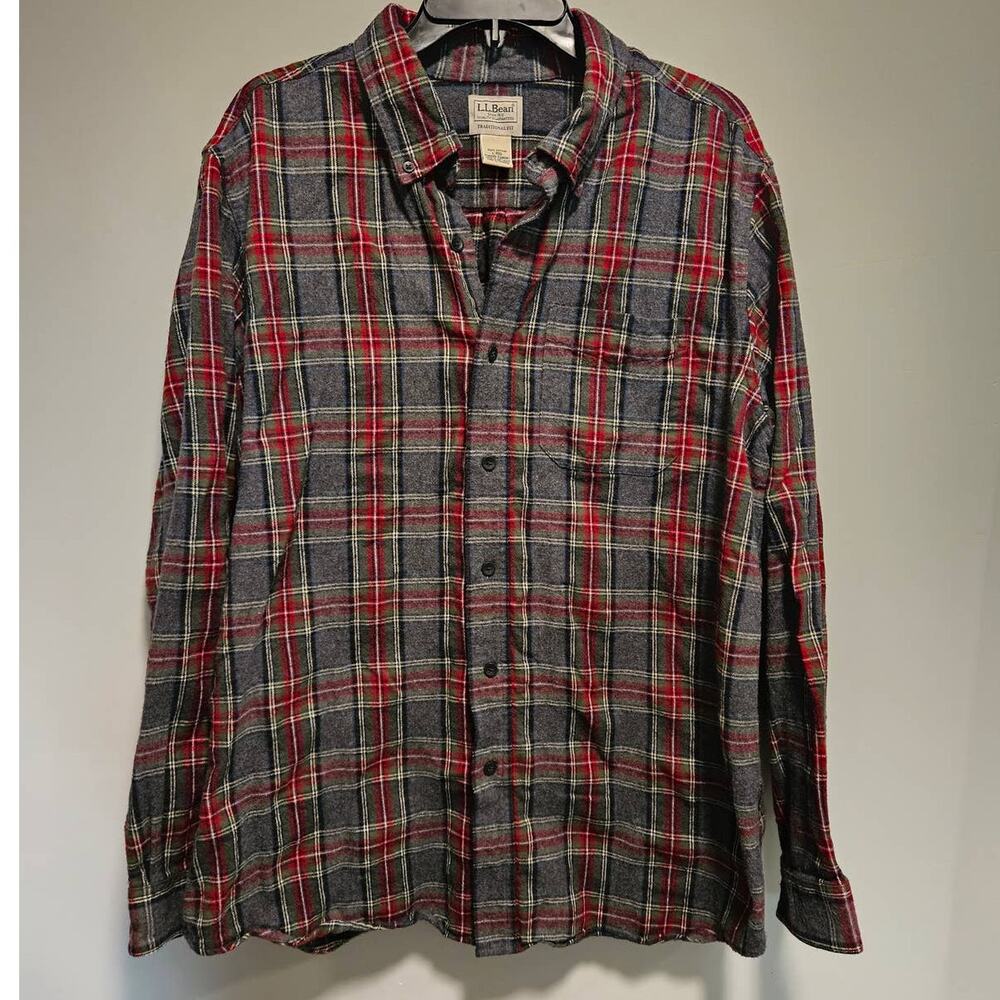 LL Bean Men's Gray and Maroon Plaid Flannel Shirt Size Large L Traditional Fit
